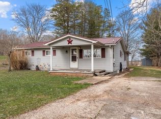 548 New England Ridge Rd, Washington, WV 26181
