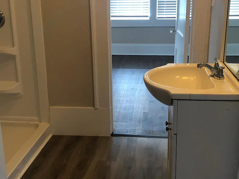 430 Spring St NW — Photo 9