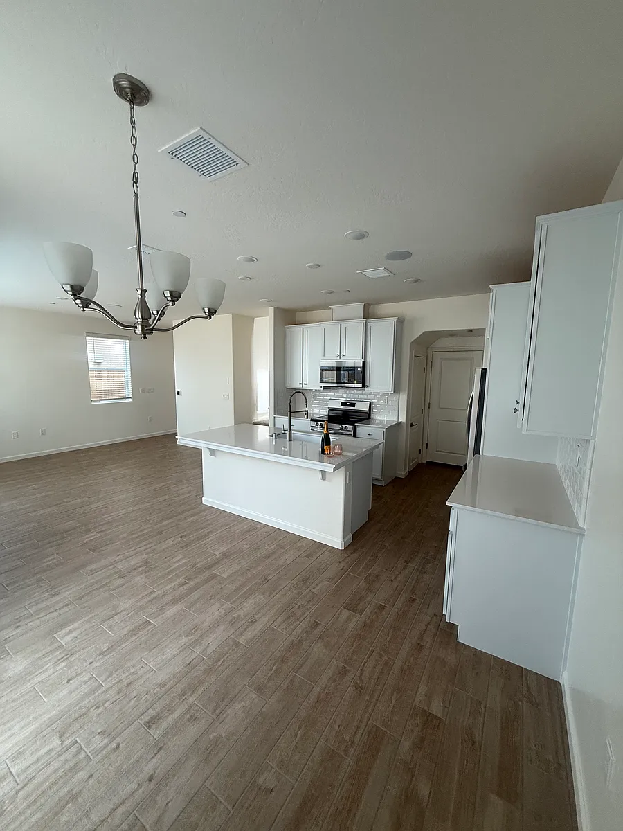 Building Photo - 1519 Redbrick Ln