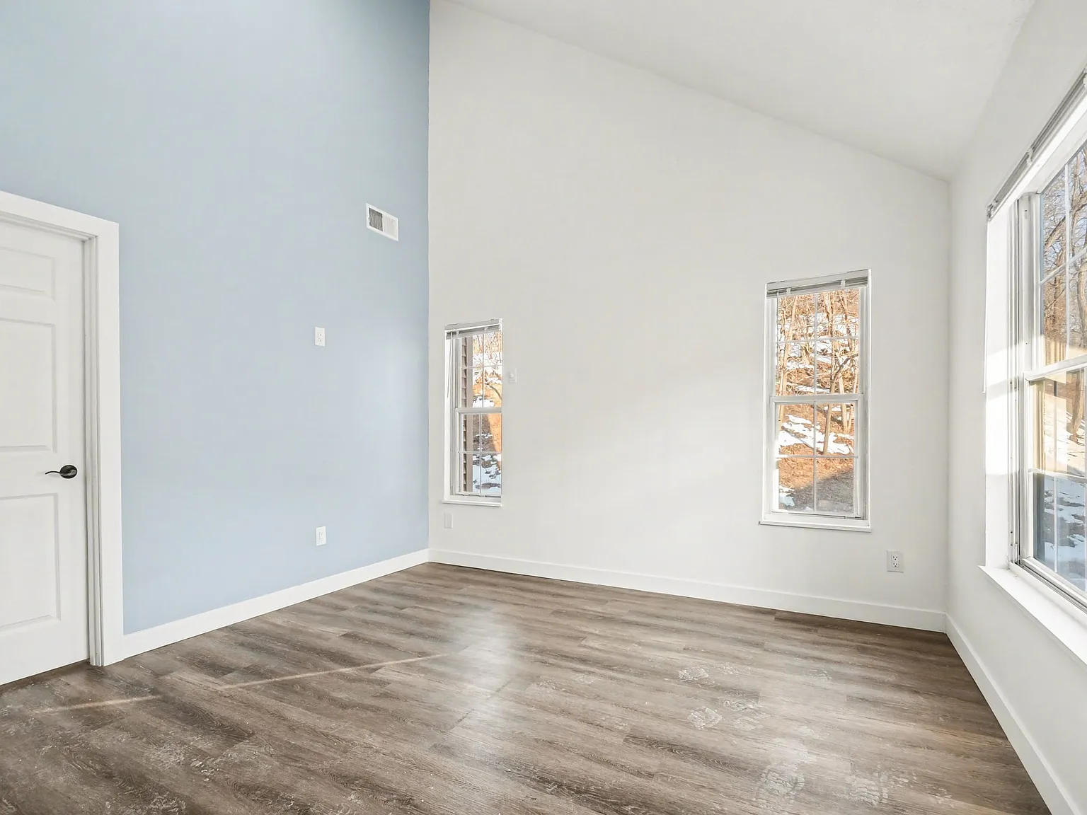 Harter Heights Place — Photo 3