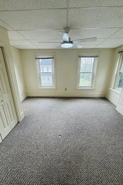 1 bed, 700 sqft, $1,350 — Photo 3