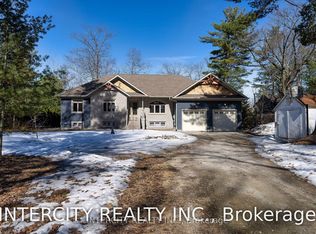 229 Sunnidale Rd, Wasaga Beach, ON L9Z2T4