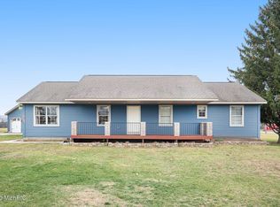 9576 104th, Holton, MI 49425