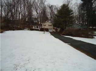 21 Ridge Rd, Cortlandt Manor, NY 10567