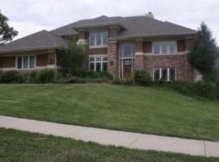 3180 Willow Glen Ct, Lisle, IL 60532