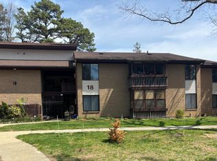 18 Pine Cluster Circle #D, Manalapan, NJ 07726