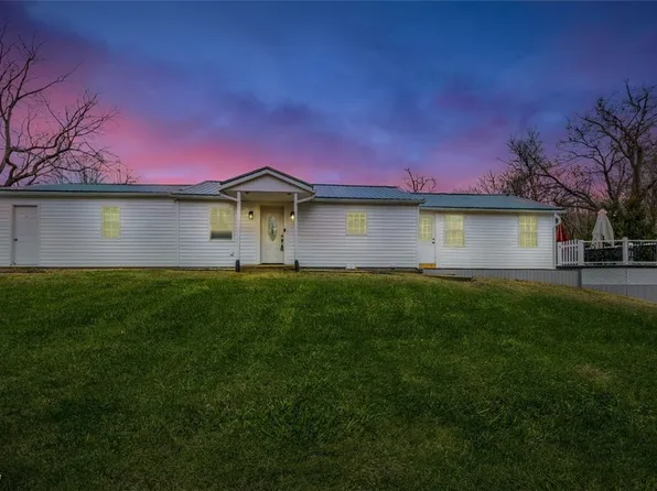 2445 S Pleasant Grove Rd, Zanesville, OH 43701