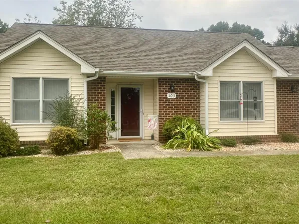 103 Village Park Ct, Lynchburg, VA 24501