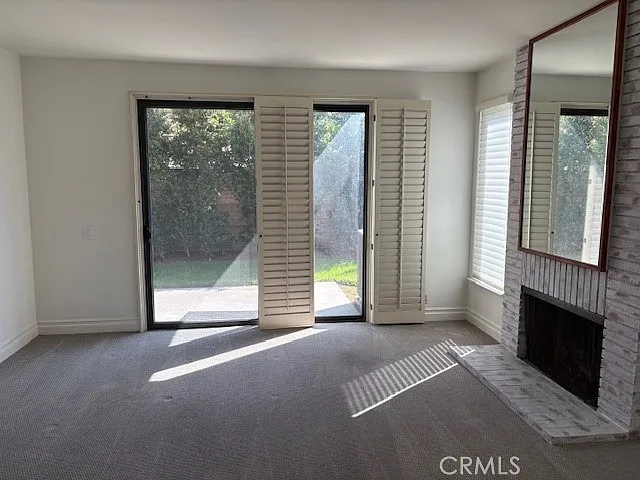 2124 Woodbriar Ct — Photo 3