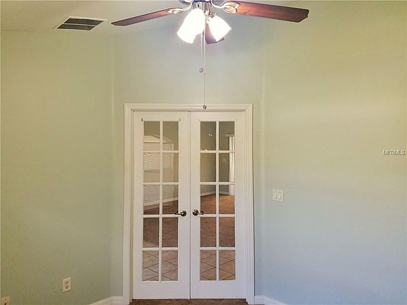 3rd image of 3767 Wenona Dr