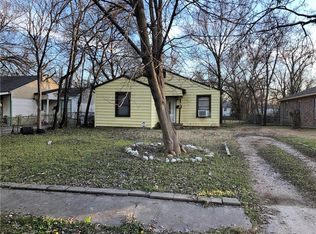 2421 Fairfax Ave, Grand Prairie, TX 75052