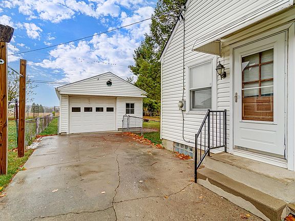 2nd image of 2136 E Bataan Dr