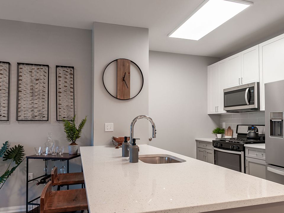 The Brownstones at Englewood South 73 Brownstone Way Englewood NJ