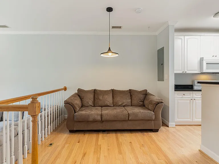 111 Ellington Oaks Ct — Photo 9