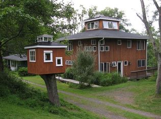 2 Signal Hill Rd, Brookfield, CT 06804