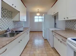 107 Alder Dr #301, Hinton, AB T7V1C7