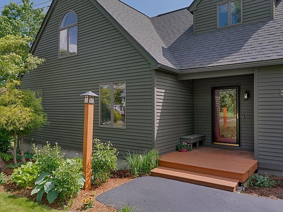 4th image of 38 Rob Clark Street
