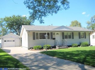 4324 Judson St, Lincoln, NE 68504