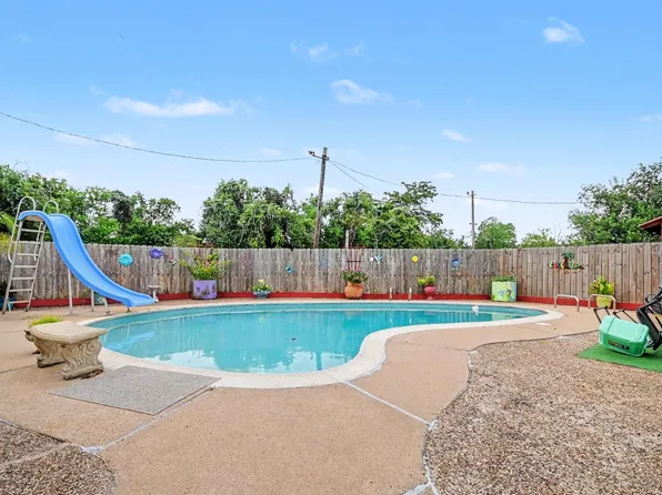 5526 Avenue F, Santa Fe, TX 77510