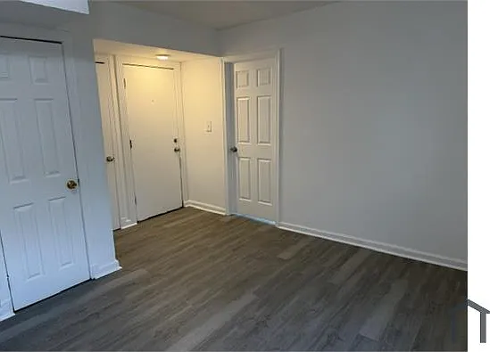 3141 Buena Vista Ter SE #3 — Photo 3