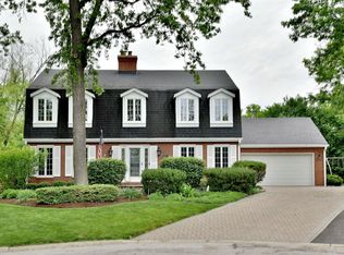 6421 Mohawk Ct, Indian Head Park, IL 60525