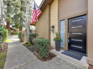 206 E Ranch Rd, Sacramento, CA 95825