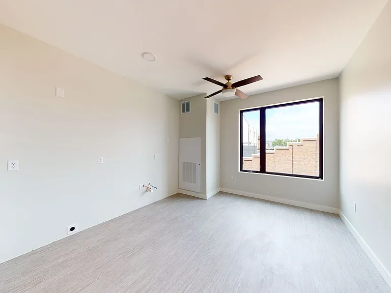 Canary Lofts — Photo 51