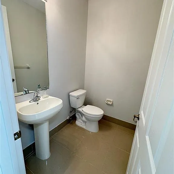 236 Belle Grove Ln — Photo 17