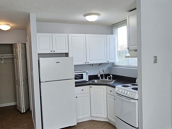 4th image of 101 Waite St APT A2