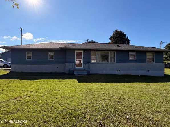 4216 Robert Love Dr, Knoxville, TN 37914