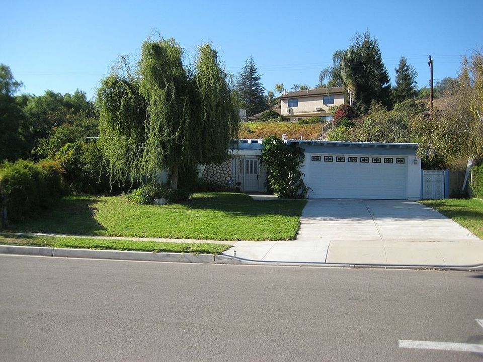 1st image of 413 E Calle Higuera