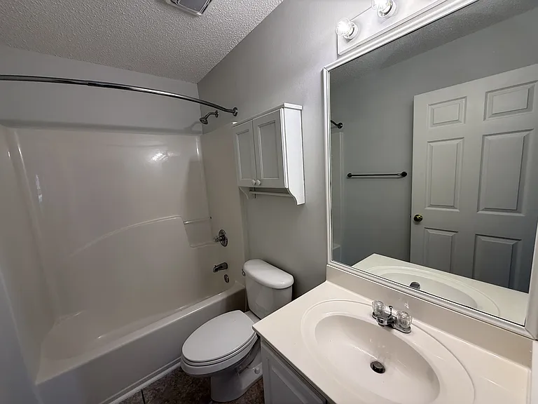285 Payne St #1-22B — Photo 13