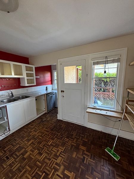 Vancouver Townhouse for rent - 4 Bedrooms — photo 4
