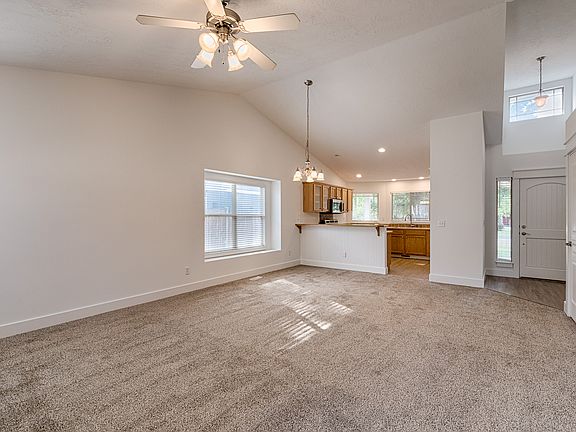 4th image of 11216 W Goldenspire Dr
