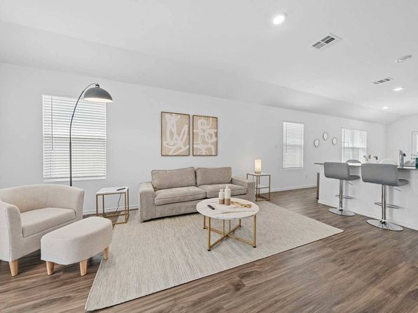 132 Canley Loop
