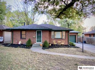 4321 Pioneers Blvd, Lincoln, NE 68506