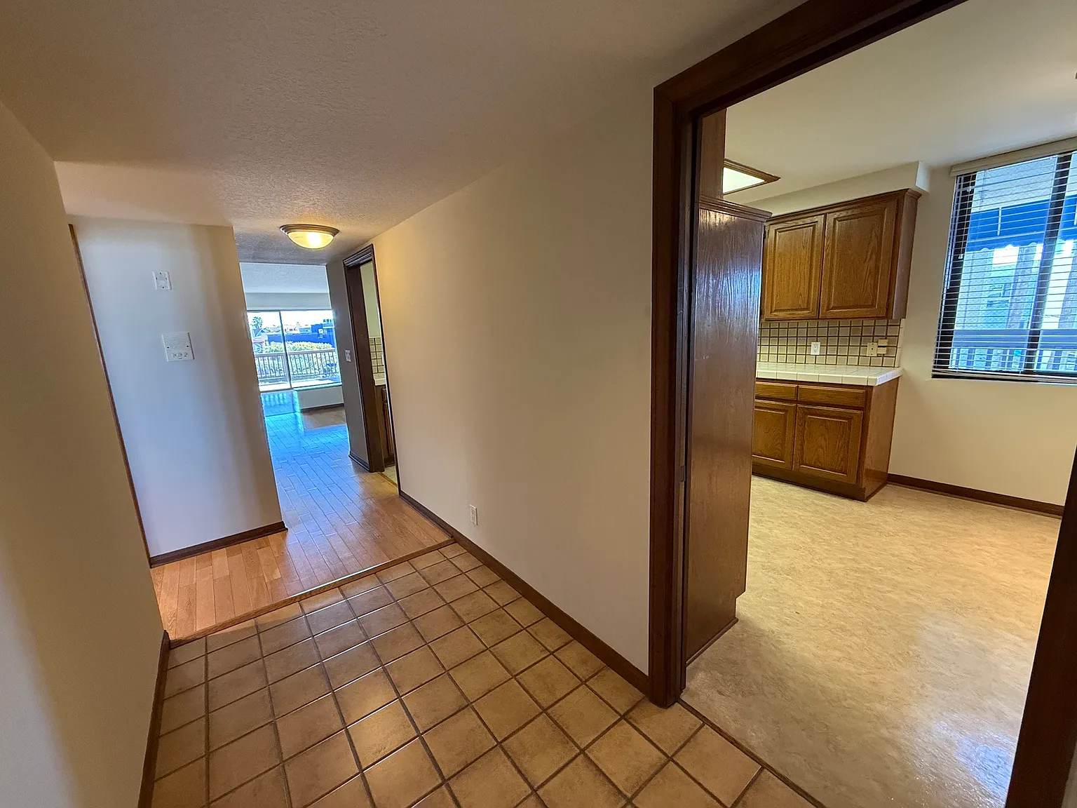 2 bed, $5,500 — Photo 2