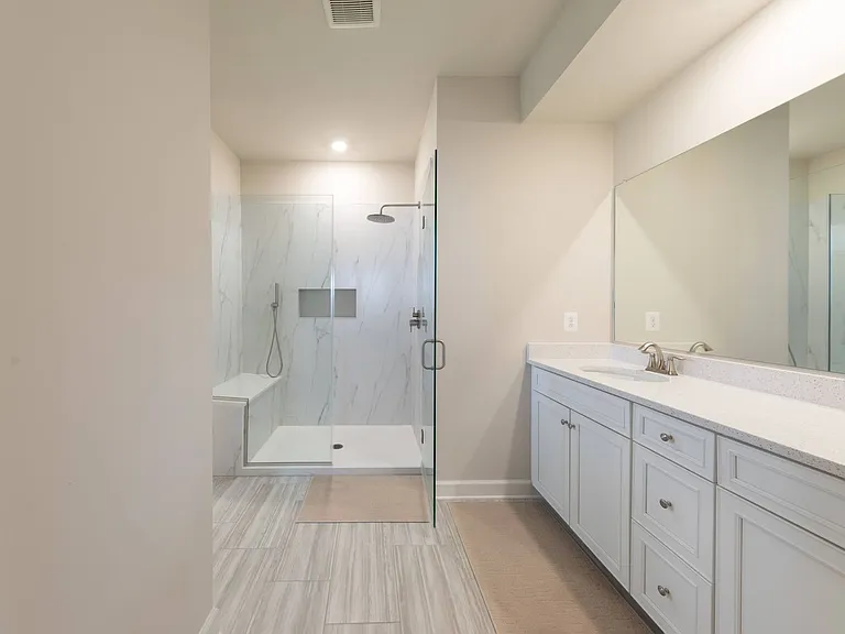 5273 Twilight Ct — Photo 7