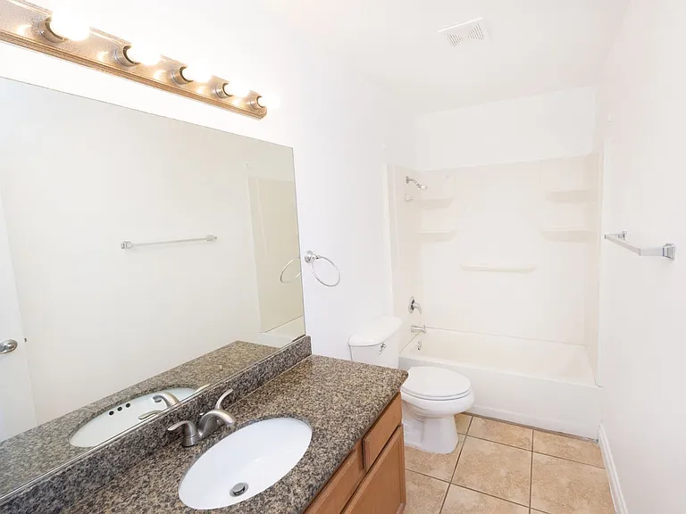 455 Ballantyne St #8 — Photo 68