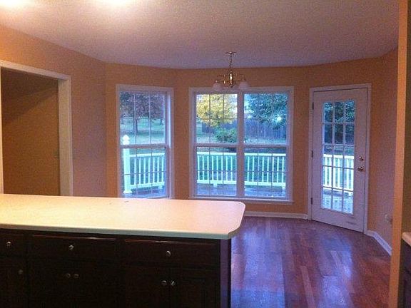 3rd image of 337 Martin Place Dr