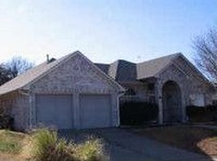 10813 Broken Arrow Trl, Fort Worth, TX 76108
