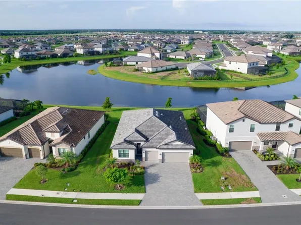 5040 Seafoam Trl, Bradenton, FL 34211
