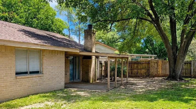 15343 Mondrian Dr — Photo 11