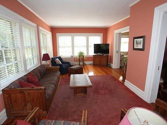 1st Floor Family Room