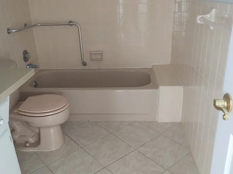 2426 Ecuadorian Way #58 — Photo 24