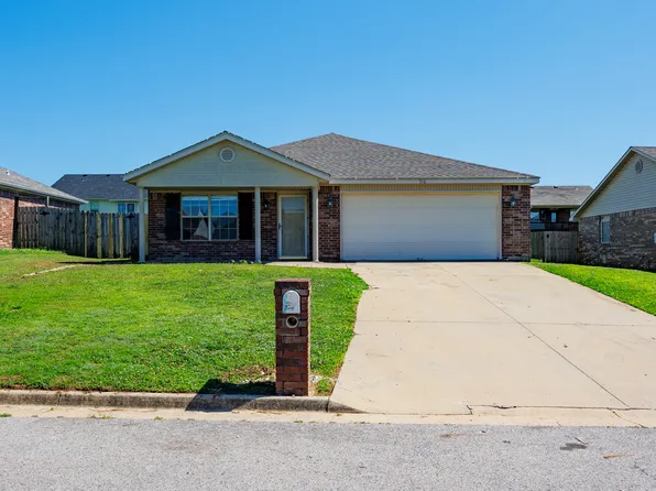 316 Apple Valley Dr, Fort Smith, AR 72908