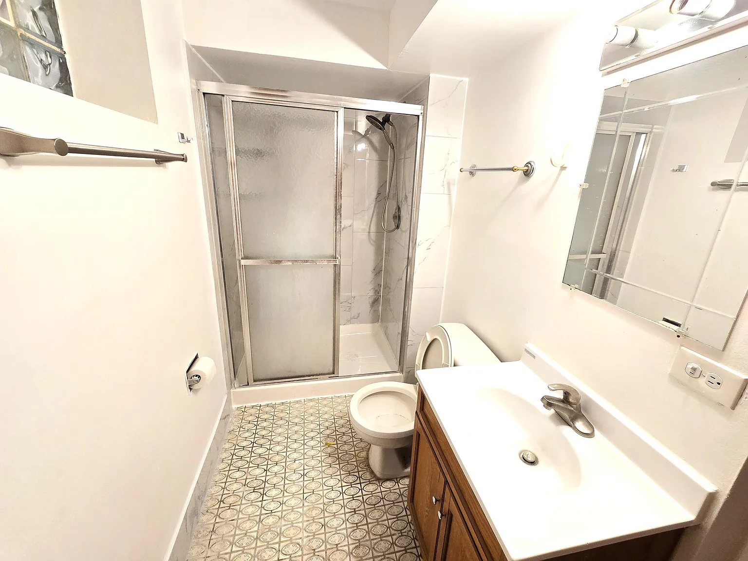 2 bed, $1,250 — Photo 4