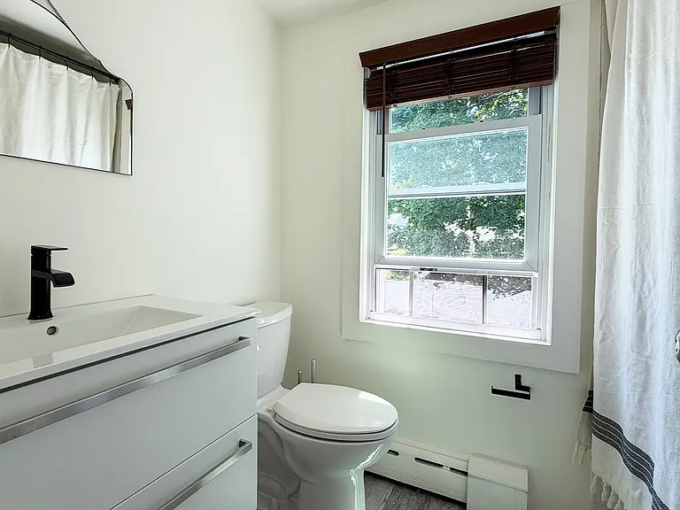 2 Margaret St — Photo 10