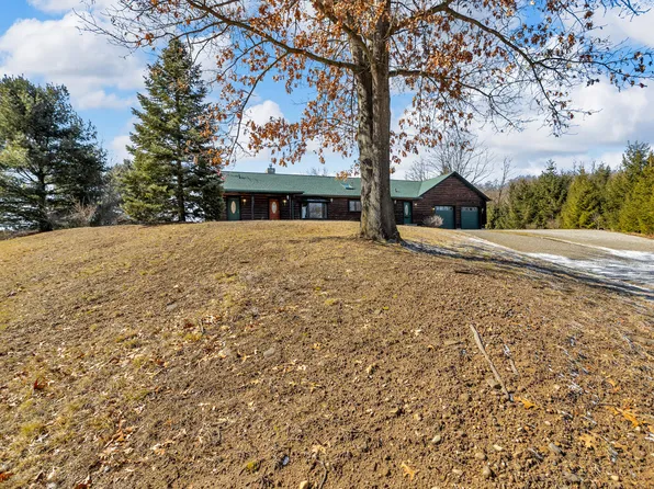 8528 Ford Rd, Jackson, MI 49201