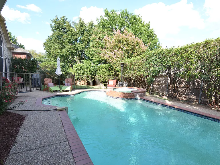 2412 Clearwood Ln — Photo 25